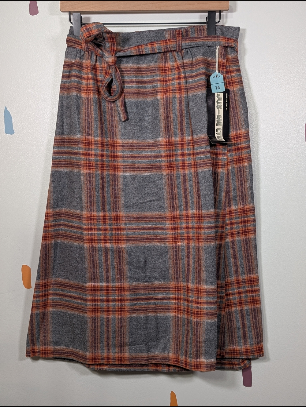 High-Waist Gray & Rust Plaid Midi Vintage Skirt with Tie Belt